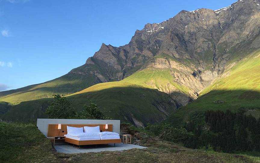 Pay £237 Per Night in This Zero-Star Hotel Having No Walls & Roof